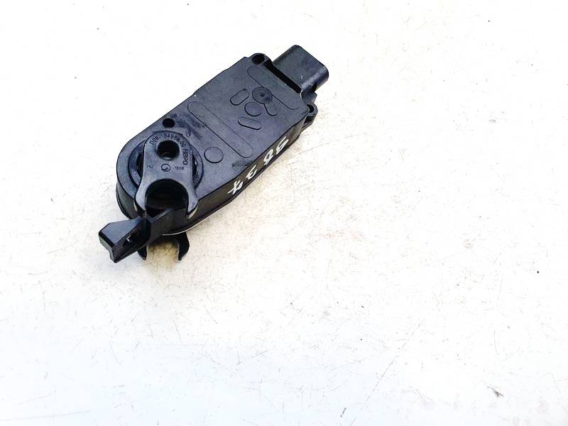 5878R1000 Mercedes-Benz EQB 2024 Servomotor-MOTOR APERTURA TRAMPILLAS CLIMATIZADOR - Thumbnail 3