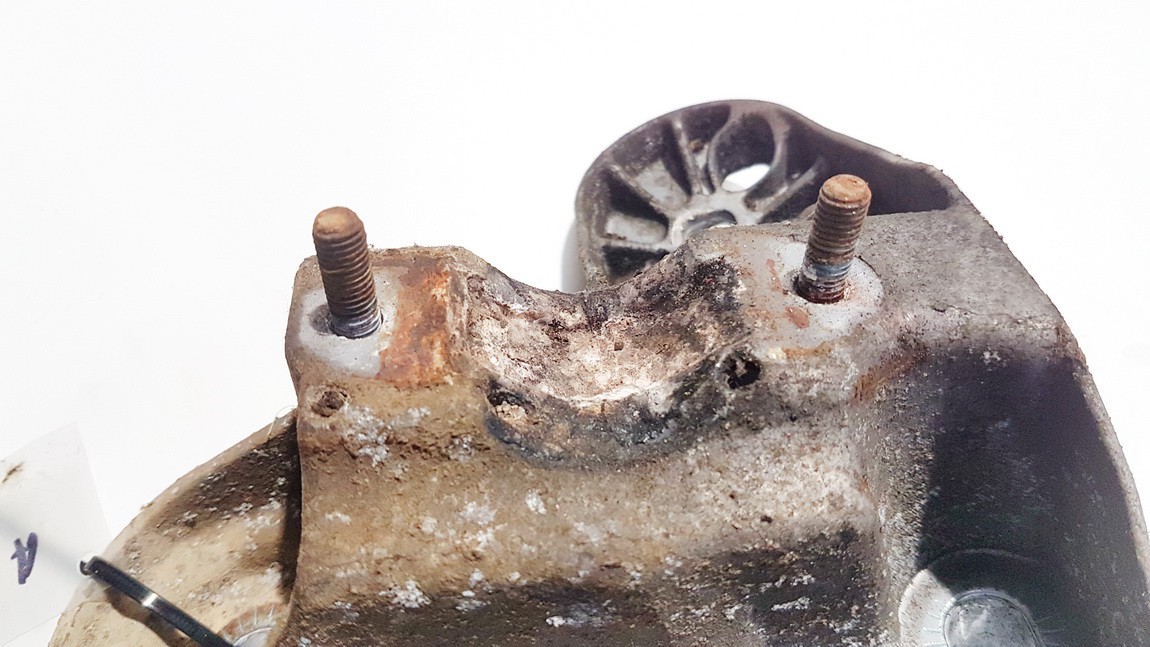 8D0199351H Audi A4 1996 Engine Mount Bracket and Gearbox Mount Bracket - Thumbnail 3