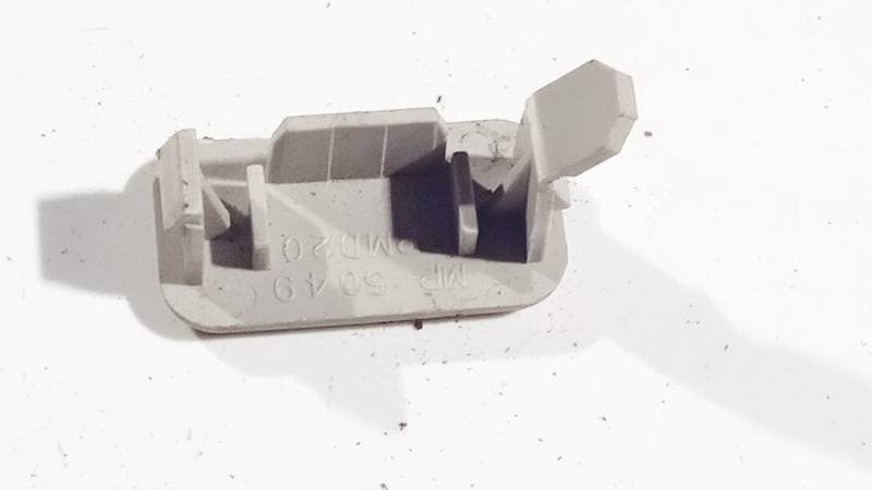 8D0819794 Audi A4 1995 Rejilla Aireadora - lado derecho, Moldura protectora de la rejilla de ventilación lateral del panel - lado derecho - Thumbnail 2