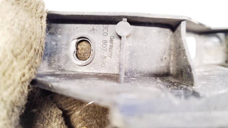 3C0807890 Volkswagen Passat 2010 Puskurin kiinnike - EDESSÄ OIKEALLA - Thumbnail 3