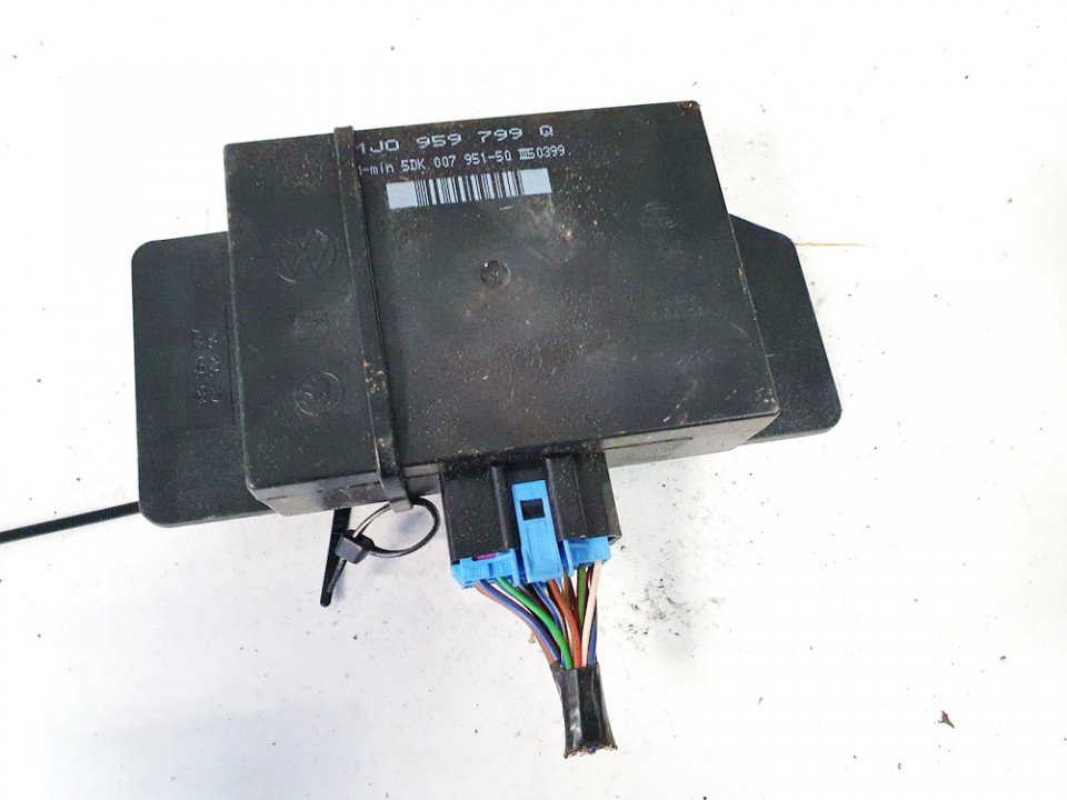 1J0959799Q Volkswagen Passat 1999 General Module Comfort Relay (Unit)