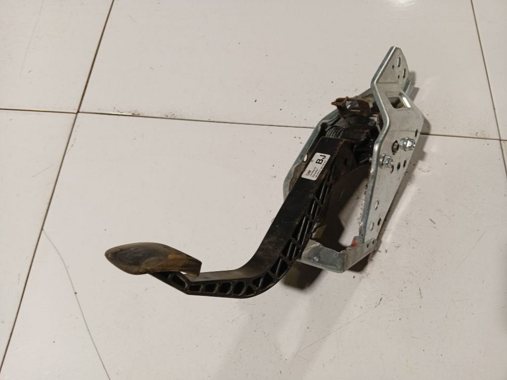 13192503 Opel Zafira 2006 Pedal work, Brake pedal, Pedal bracket, Clutch pedal