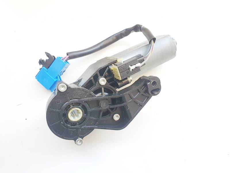 820591124 Dodge Magnum 2006 Seat Motor Regulator - FRONT LEFT - Thumbnail 3