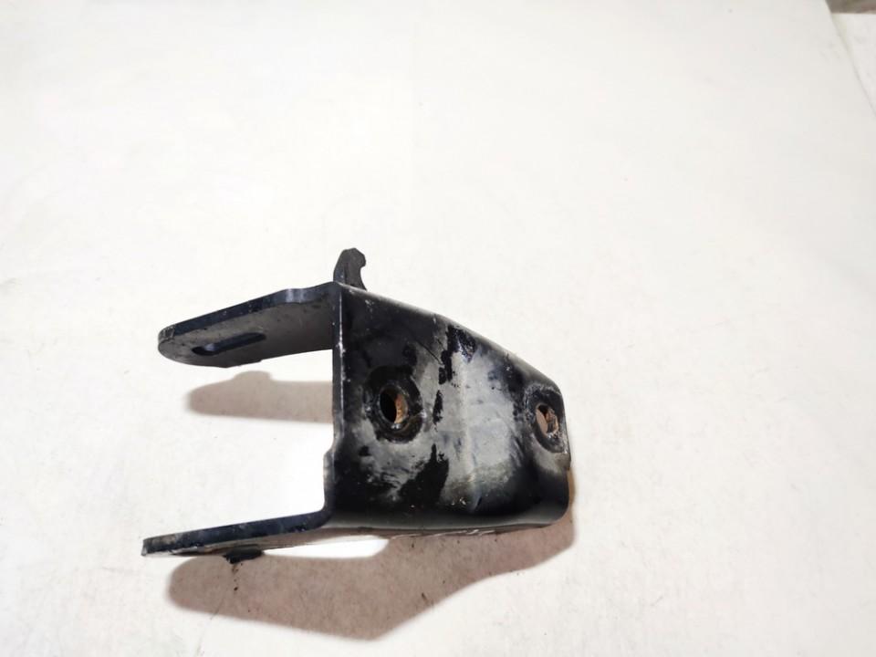 Audi A6 2005 Engine Mount Bracket and Gearbox Mount Bracket