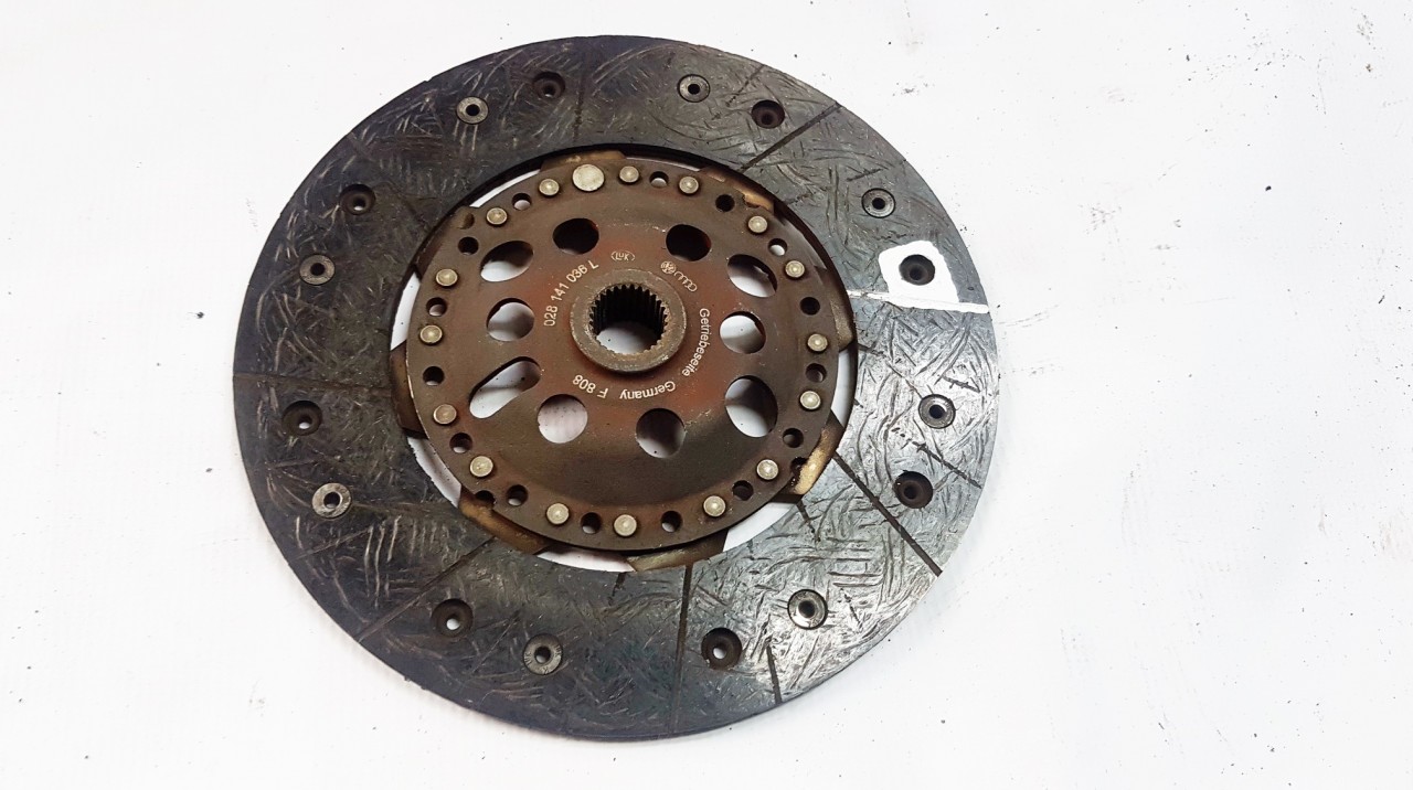 028141036L Volkswagen Golf 1999 Kytkinlevy