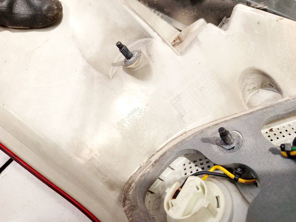 00973502 Chrysler 200 2015 Heckleuchte Aussen, Hinten Rechts - Thumbnail 3