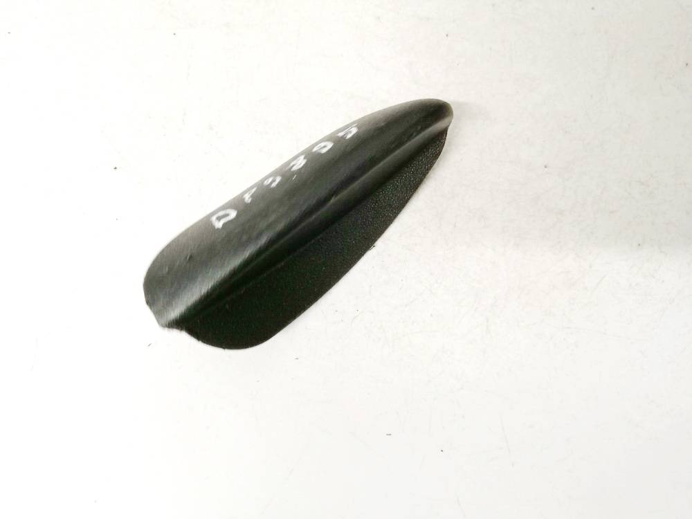 FU001G104 Mazda 6 2005 Wykończenie wnętrza (plastikowe elementy)