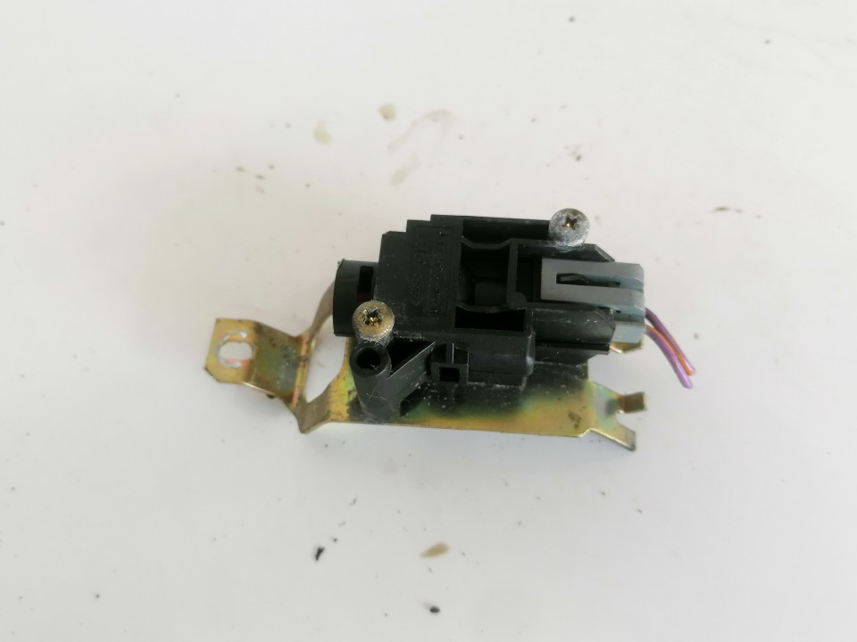 f2ab9341aa f2ab9341aa Inertia fuel cut off switch (FUEL CUT OFF