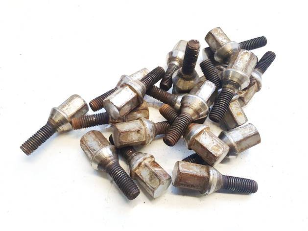 Volvo V70 1999 Vehicle Wheel Nuts kit - Thumbnail 3