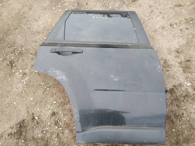 JUODOS Nissan X-Trail 2009 Doors - REAR RIGHT