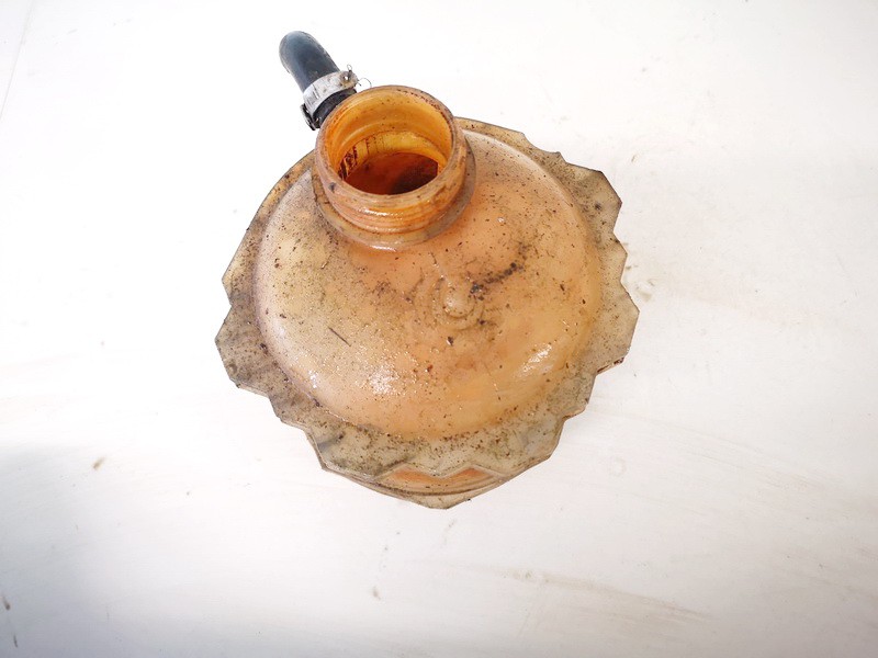 7700810997 Renault Clio 1997 Expansion Tank coolant (RADIATOR EXPANSION TANK BOTTLE )