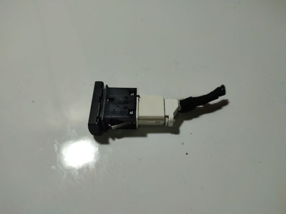 0680611 Audi A6 2006 ESP Switch Button - Thumbnail 3