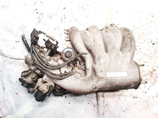 2562062040 Toyota Camry 1997 Collecteur DAdmission