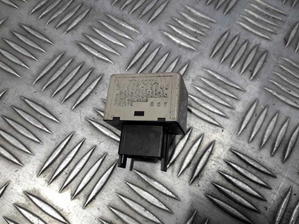 8198005040 Toyota Avensis 2006 Relay module