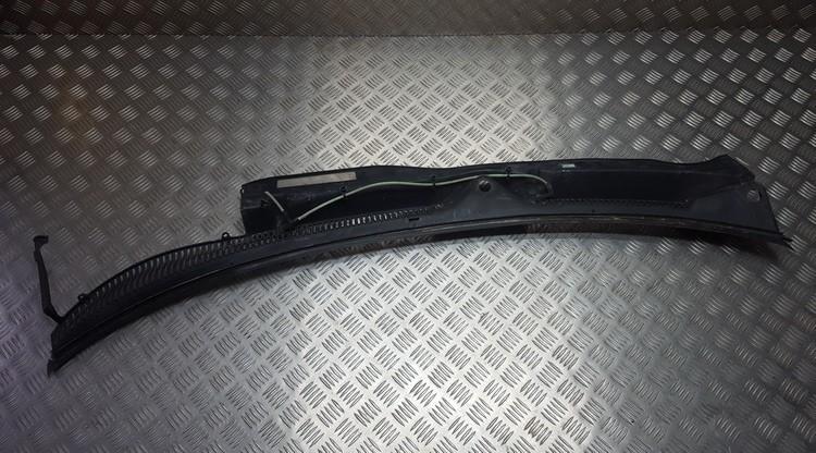 1M1853185 Seat Toledo 1999 Wiper Muolding - FRONT - Thumbnail 2