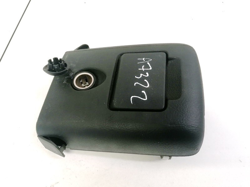 5892305020 Toyota Avensis 2007 Sisätilan koristelu (muovit)