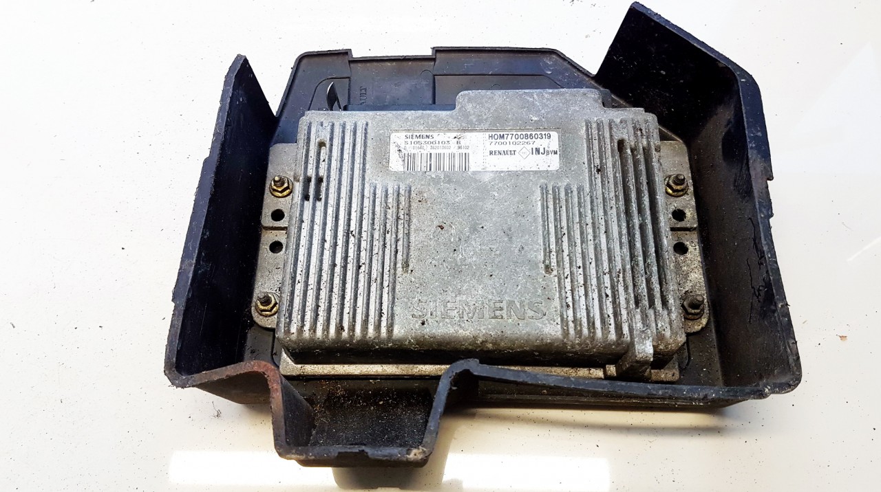 S105300103B Renault Megane 1996 ECU Engine Computer (Engine Control Unit)