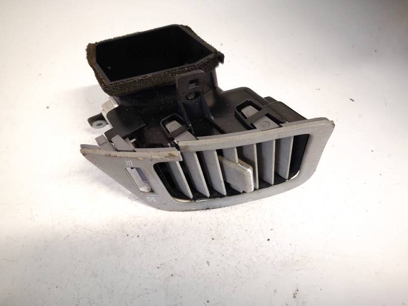 68761AV601PJ05 Nissan Primera 2003 Dash Vent (Air Vent Grille)