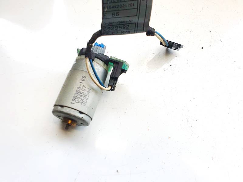 198380100 BMW 7-Series 2002 Seat Motor Regulator - FRONT RIGHT
