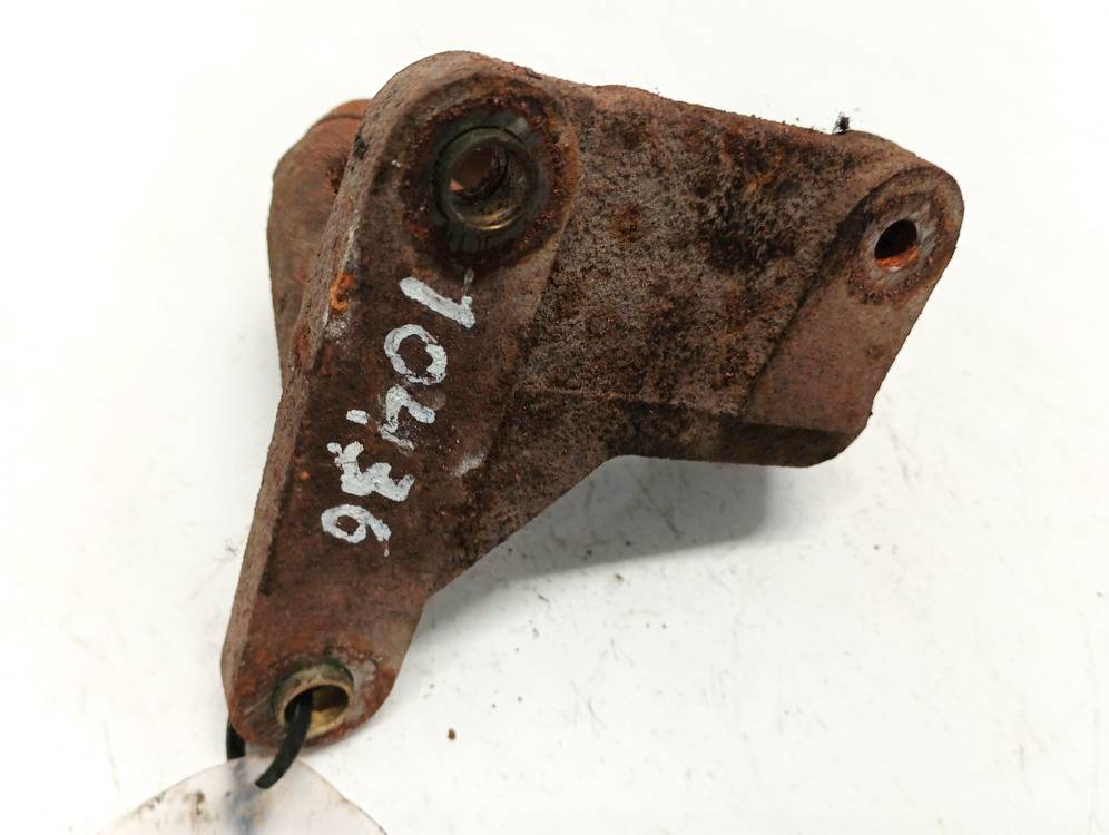 9143465 used Engine Mount Bracket and Gearbox Mount Bracket Volvo S40 ...