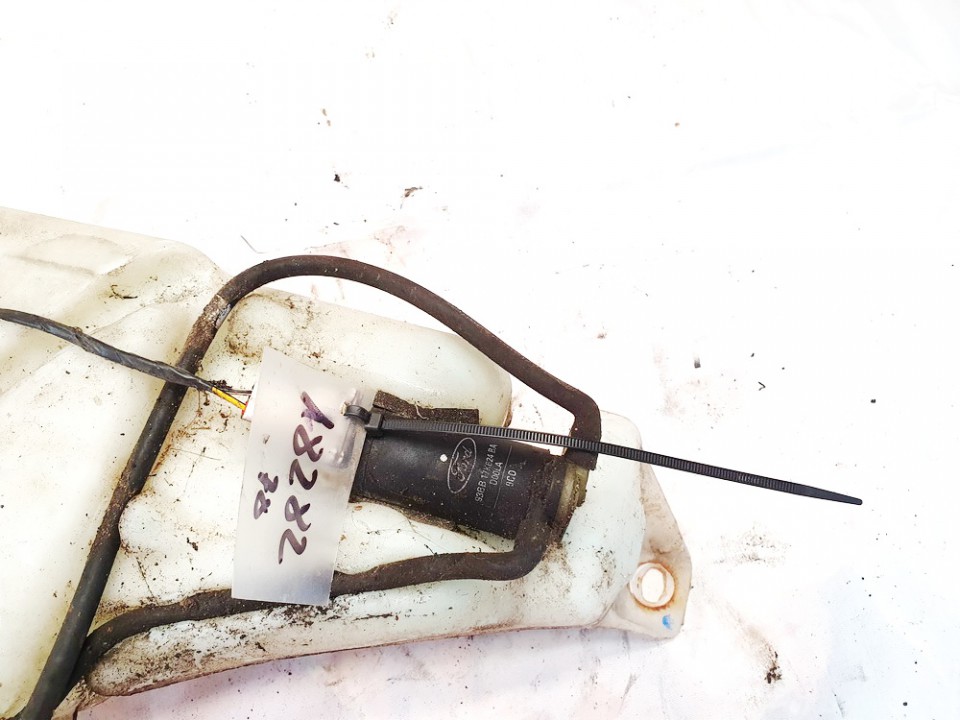 93BB17K624BA Ford Focus 1999 Windshield Windscreen Washer Pump