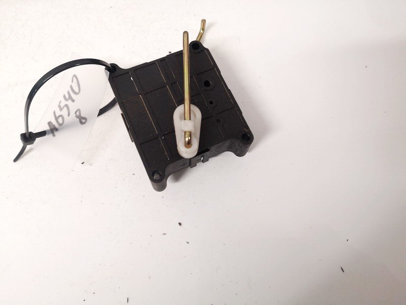 CAB501A050 Mitsubishi Space Star 2002 Peciuko sklendes varikliukas - Thumbnail 2