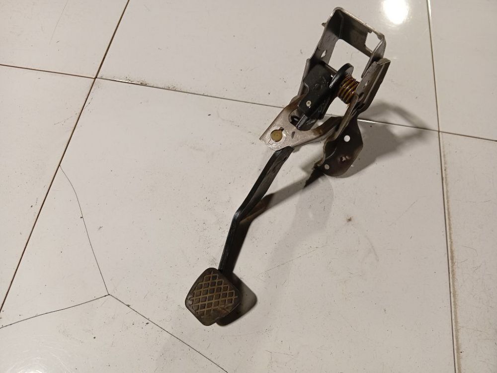 Honda Accord 2004 Pedal work, Brake pedal, Pedal bracket, Clutch pedal - Thumbnail 2