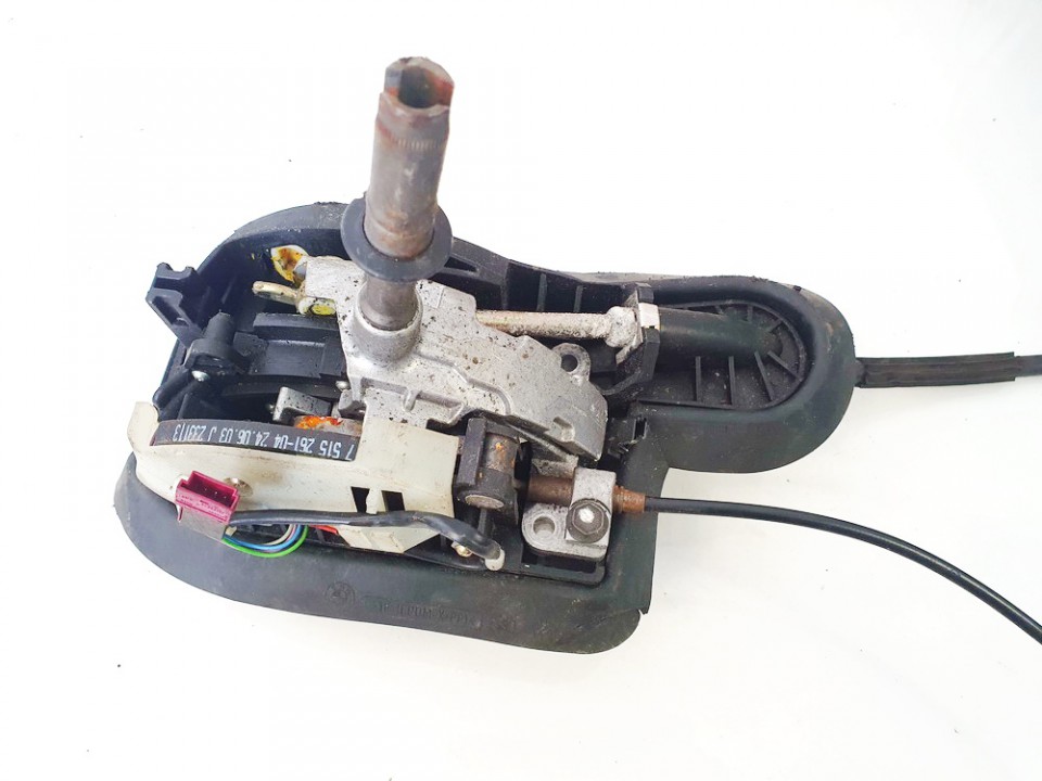 751526104 BMW 3-Series 2002 Gearshift Lever Automatic (GEAR SELECTOR UNIT)