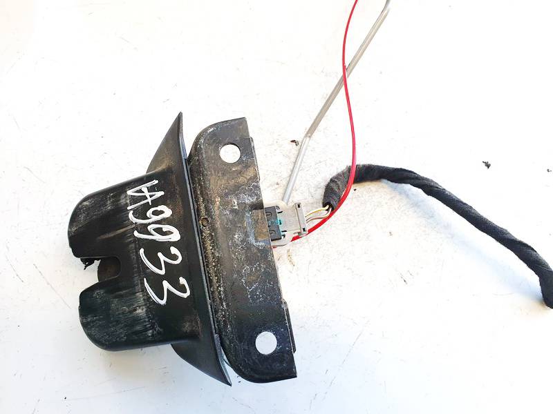 4B9827505M Audi A4 2004 Trunk Lid Lock Latch - REAR