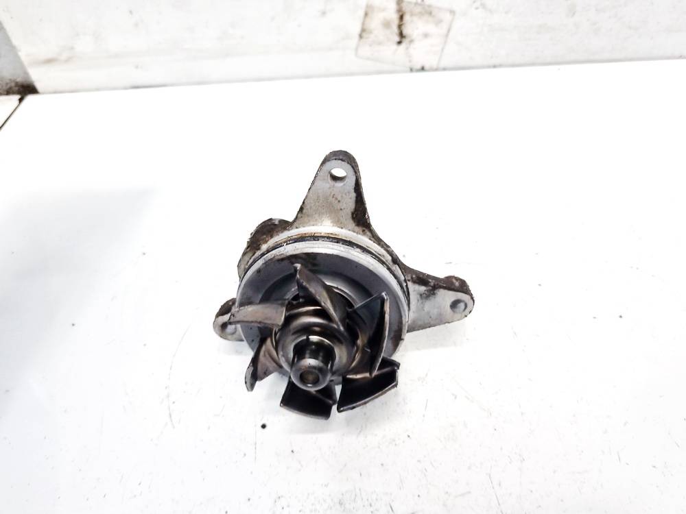 Mazda 5 2006 Ūdens sūknis - Thumbnail 3