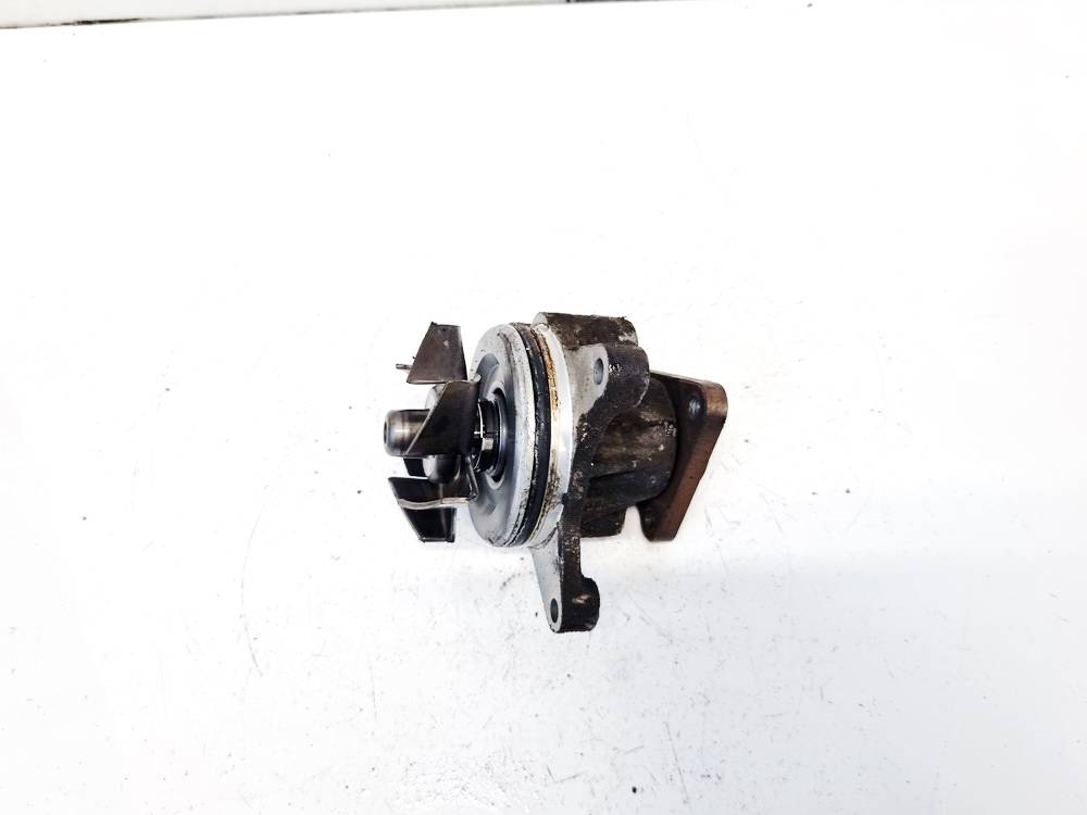 Mazda 5 2006 Water pump