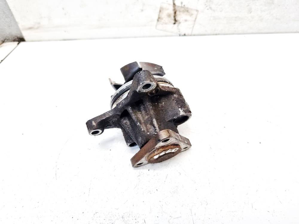 Mazda 5 2006 Ūdens sūknis - Thumbnail 2