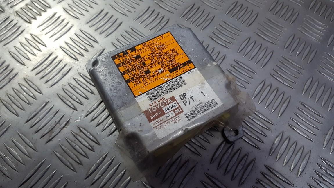 8917044040 Toyota Avensis Verso 2002 SRS AIRBAG KOMPIUTERIS - ORO PAGALVIU VALDYMO BLOKAS