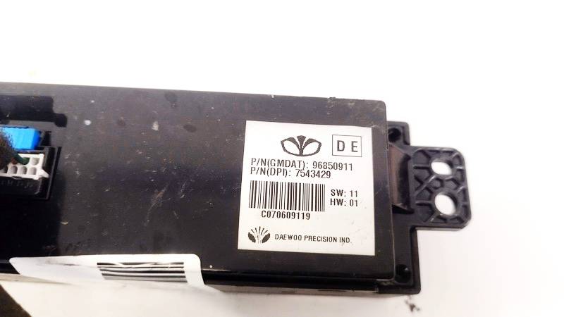 96850911 Chevrolet Captiva 2007 PANTALLA MULTIFUNCION, Pantalla-monitor-visor - Thumbnail 2