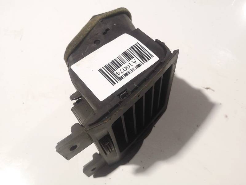 Opel Vectra 2002 Sisäilman ilmanvaihtoritilät