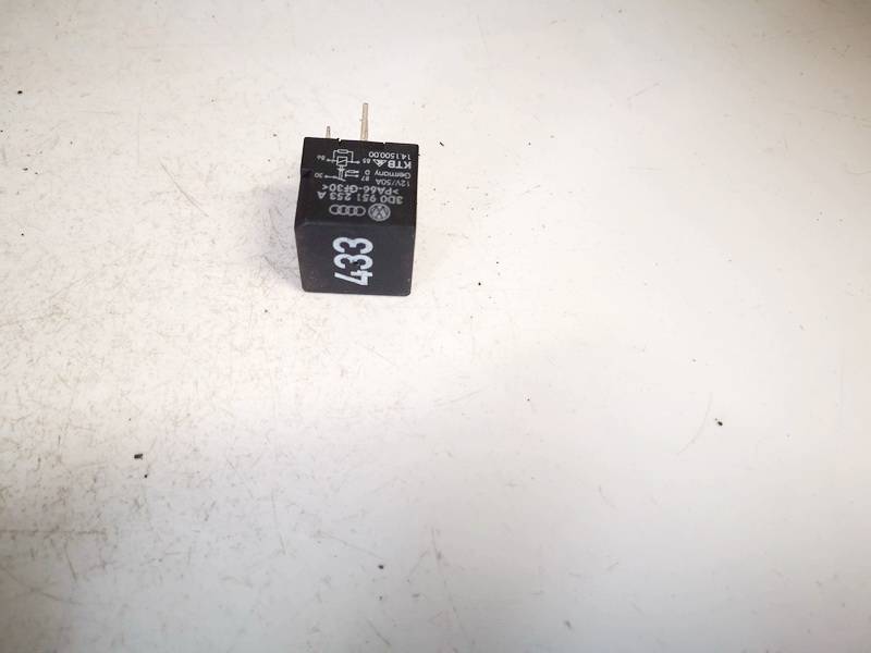 3D0951253A Volkswagen Touran 2003 Rele