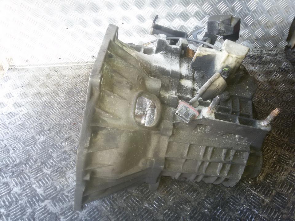 YS4R7002MA Ford Focus 1999 Gearbox - Thumbnail 3
