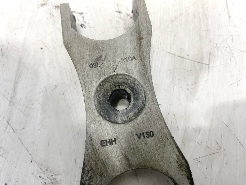 03L216A Skoda Superb 2011 Purkstuko (forsunkes) laikiklis - Thumbnail 3