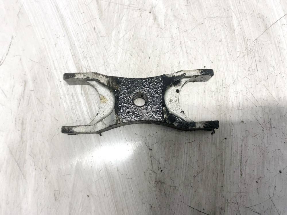 03L216A Skoda Superb 2011 Purkstuko (forsunkes) laikiklis