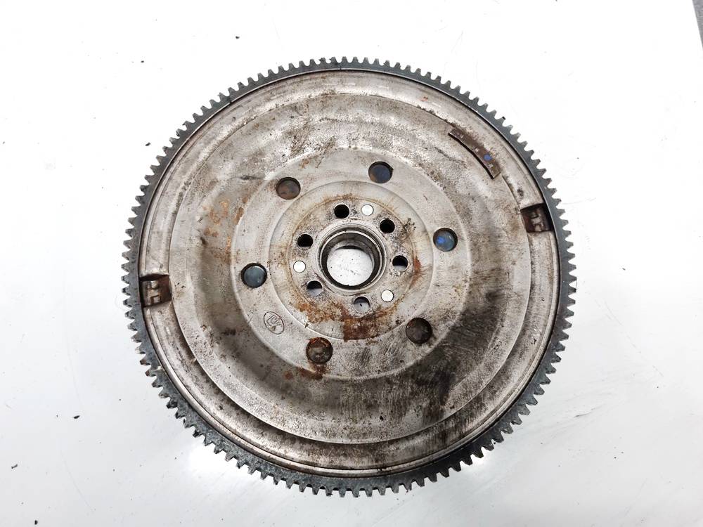 Audi A4 2005 Vauhtipyörä - Thumbnail 3