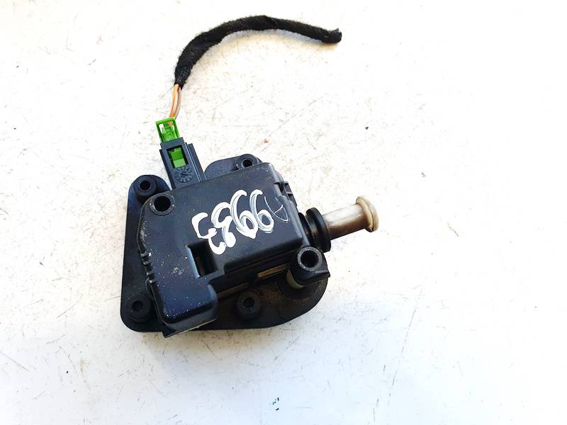 8E9827833 Audi A4 2004 Fuel Flap Motor