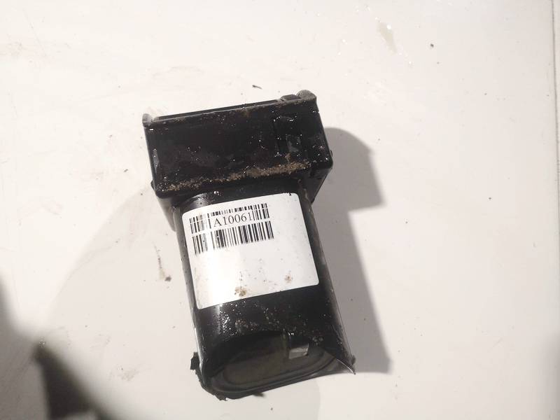 4A1820901 Audi 100 1994 Rejilla Aireadora -
Moldura protectora de la rejilla de ventilación lateral del panel