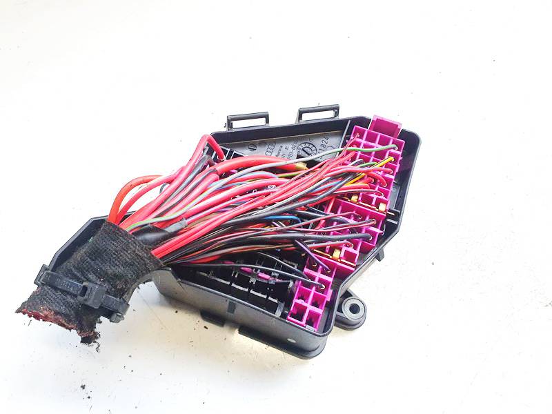 8D1941824 Audi A6 2006 Fuse box - Thumbnail 3