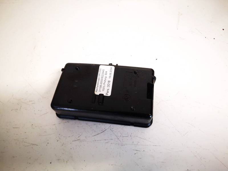 8223405 BMW 7-Series 2004 Center Console Ashtray (Ash Tray) - Thumbnail 2