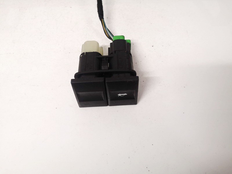 1S7T19B514AA Ford Mondeo 2002 Trunk opener (Release Switch button)