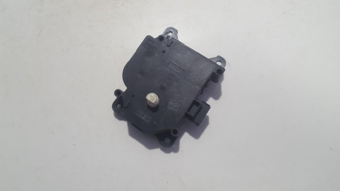 MF1138002800PLS Toyota Auris 2007 кронштейн моторчика заслонки отопителя - Thumbnail 2