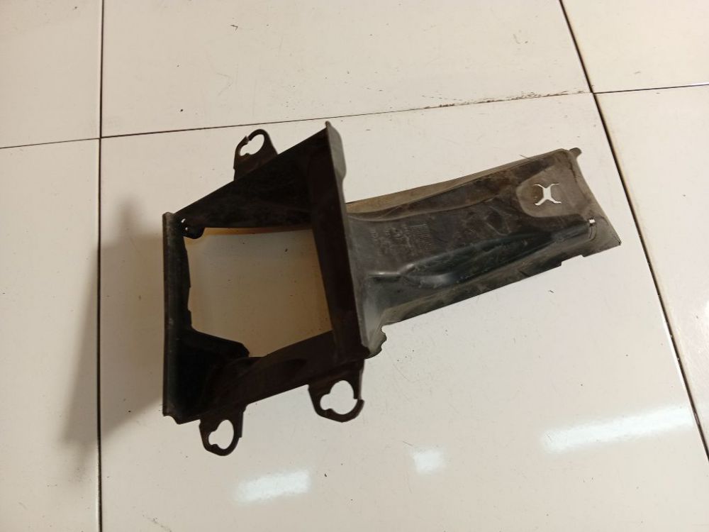 4F0145334 Audi A6 2005 Air Intake Panel - Thumbnail 3