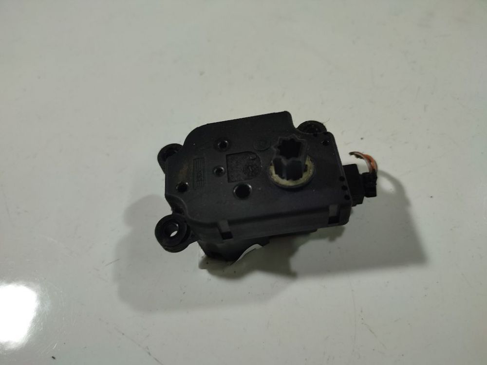 3M5H19E616AB Ford Focus 2011 Heater Vent Flap Control Actuator Motor