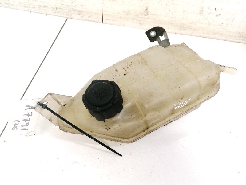 21710BV011 USED Expansion Tank coolant (RADIATOR EXPANSION TANK BOTTLE