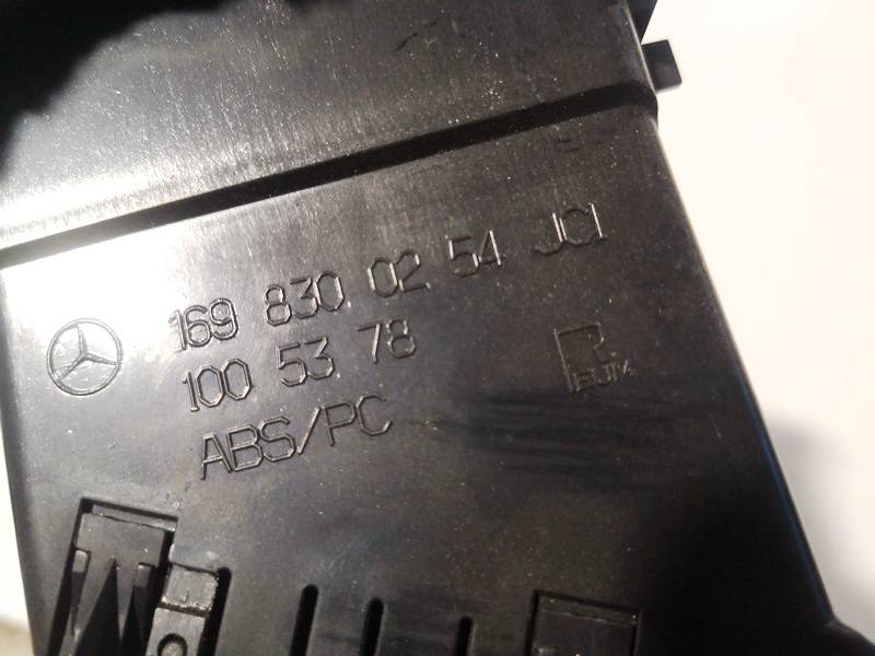 1698300254 Mercedes-Benz A-CLASS 2004 Dash Vent (Air Vent Grille) - Thumbnail 3